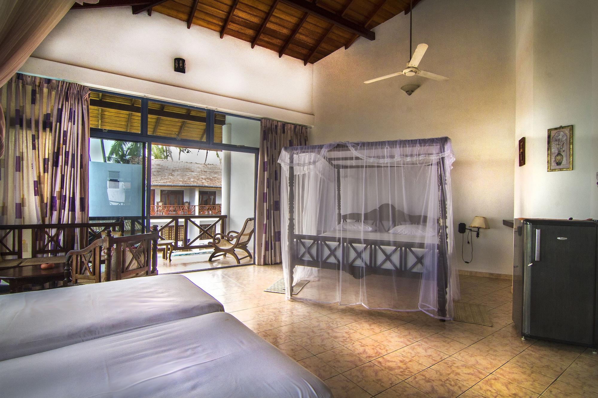 Ranmal Beach Hotel Hikkaduwa Esterno foto