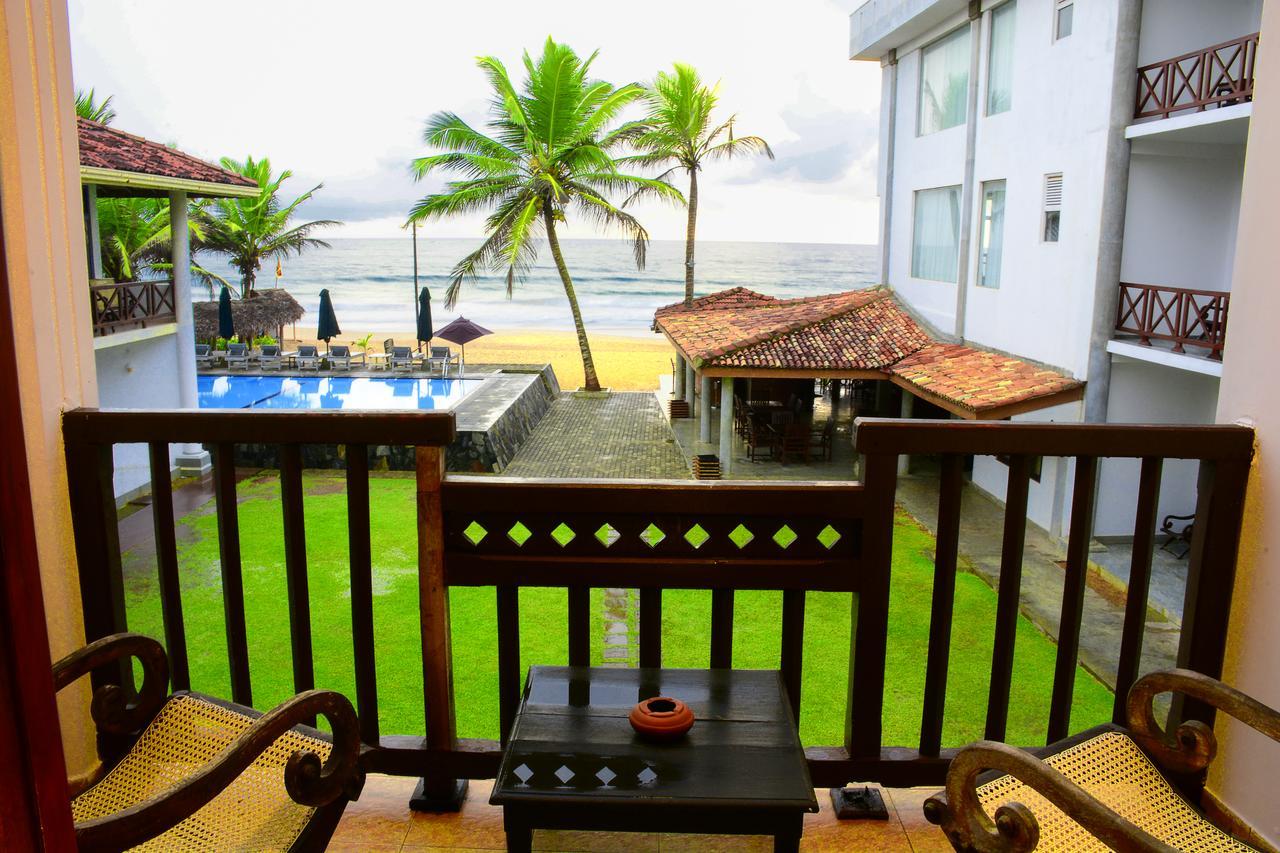 Ranmal Beach Hotel Hikkaduwa Esterno foto