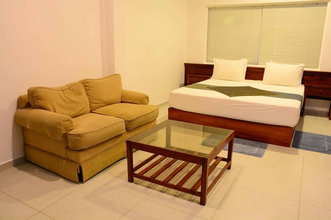 Ranmal Beach Hotel Hikkaduwa Esterno foto